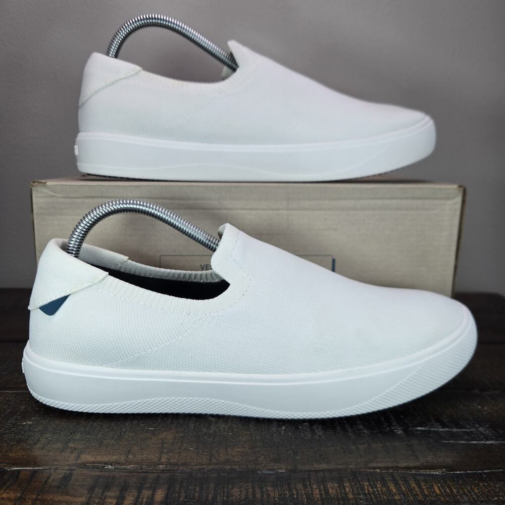 NEW Vessi Boardwalk Slip On Mens Size 9 Waterproof Shoes Sneakers Sail White